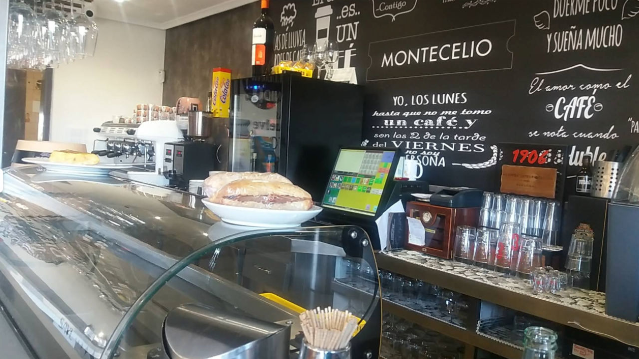 bar restaurante en puente villarente